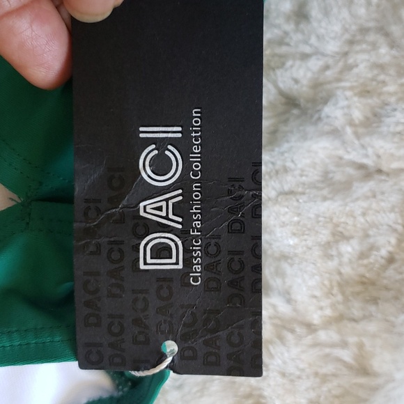 NWT Daci Swimsuit Ruched Front Full Lining Built in Cups Green Womens 18 W - Picture 10 of 16